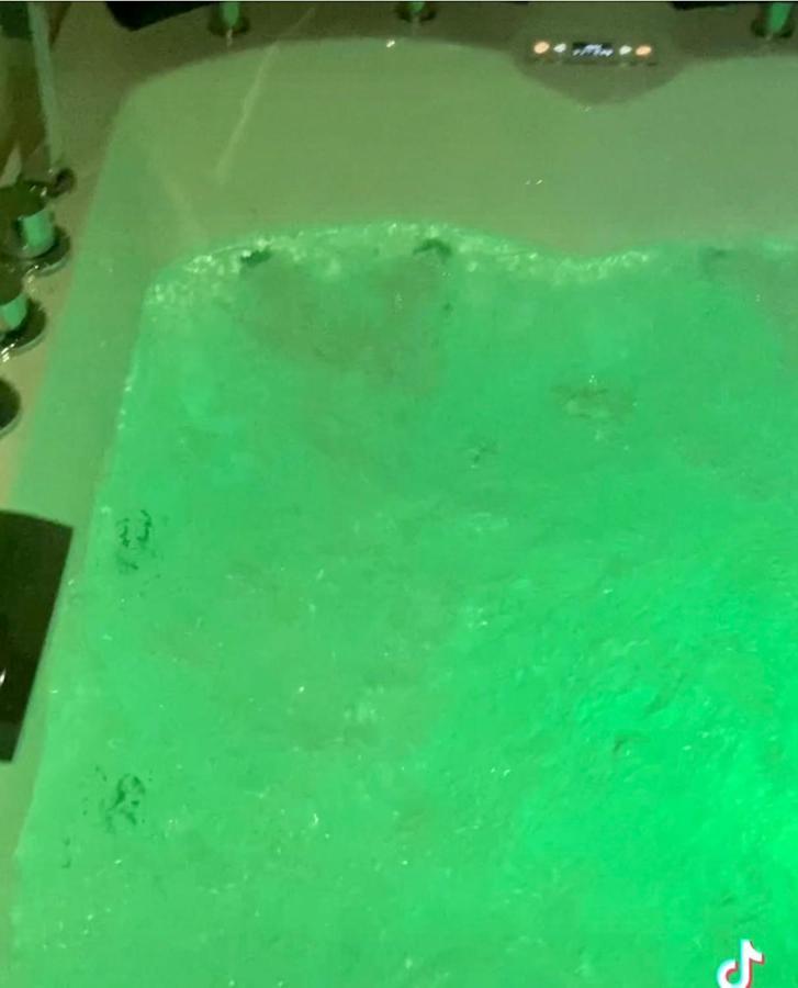 B&B La Reggia Di Rihanna Spa Caserta Zewnętrze zdjęcie