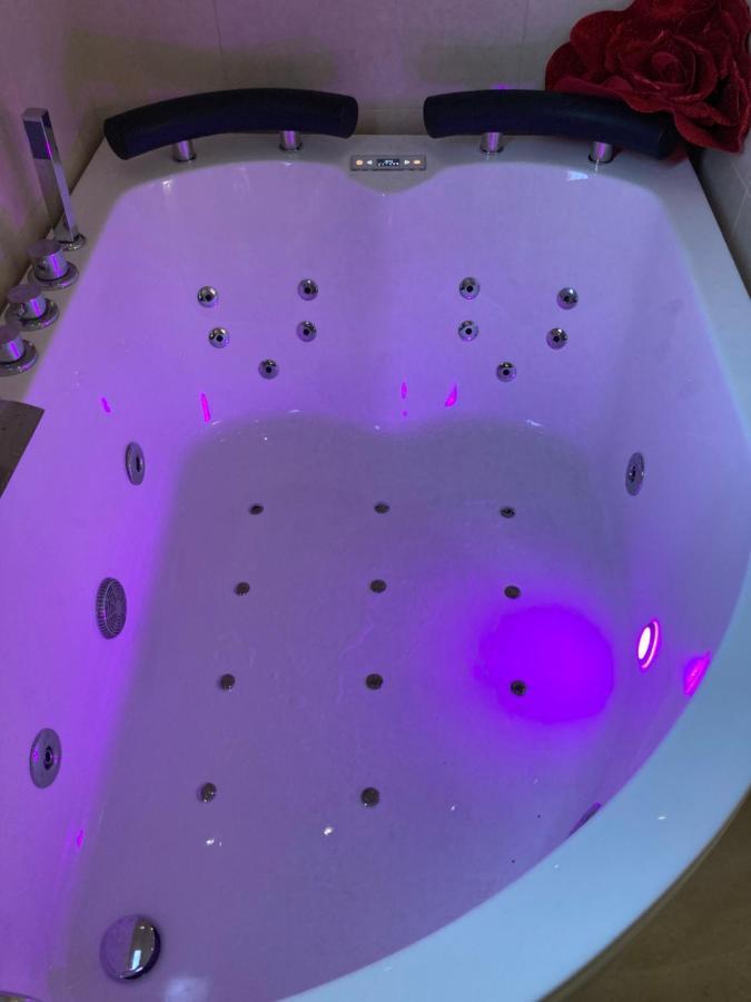 B&B La Reggia Di Rihanna Spa Caserta Zewnętrze zdjęcie