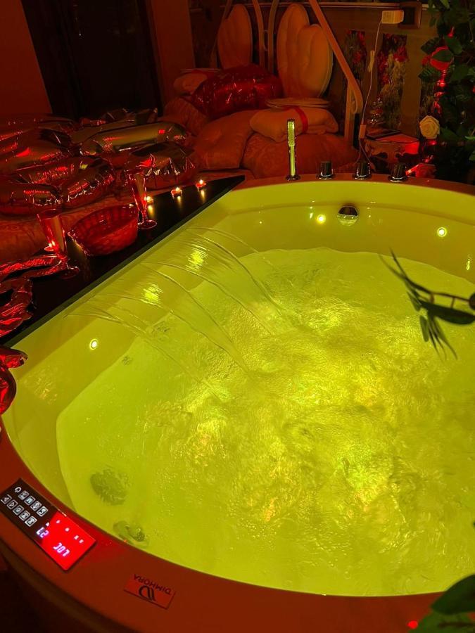B&B La Reggia Di Rihanna Spa Caserta Zewnętrze zdjęcie